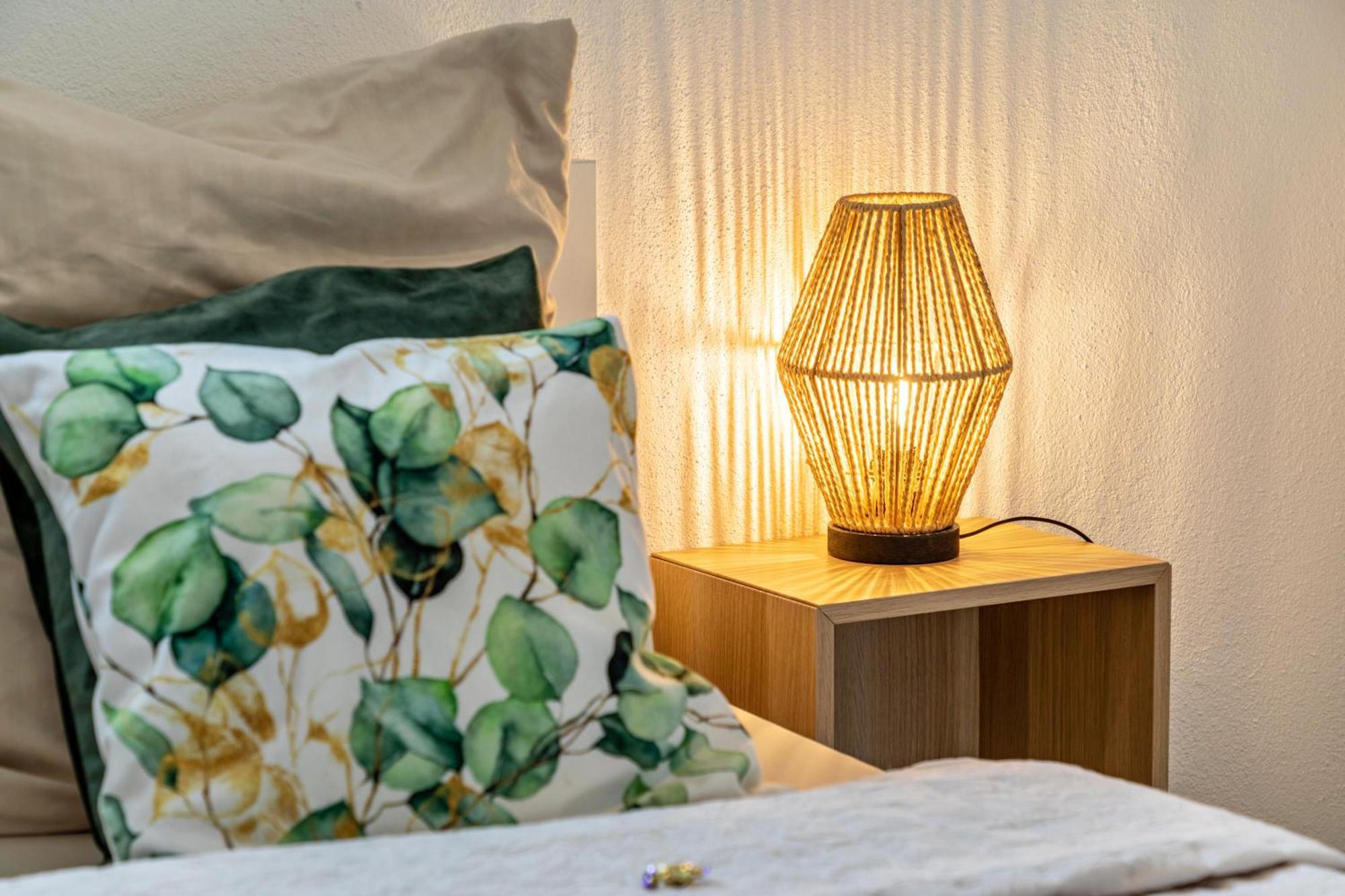 Studio 3 Parkside Apartments 군즈부르크 외부 사진