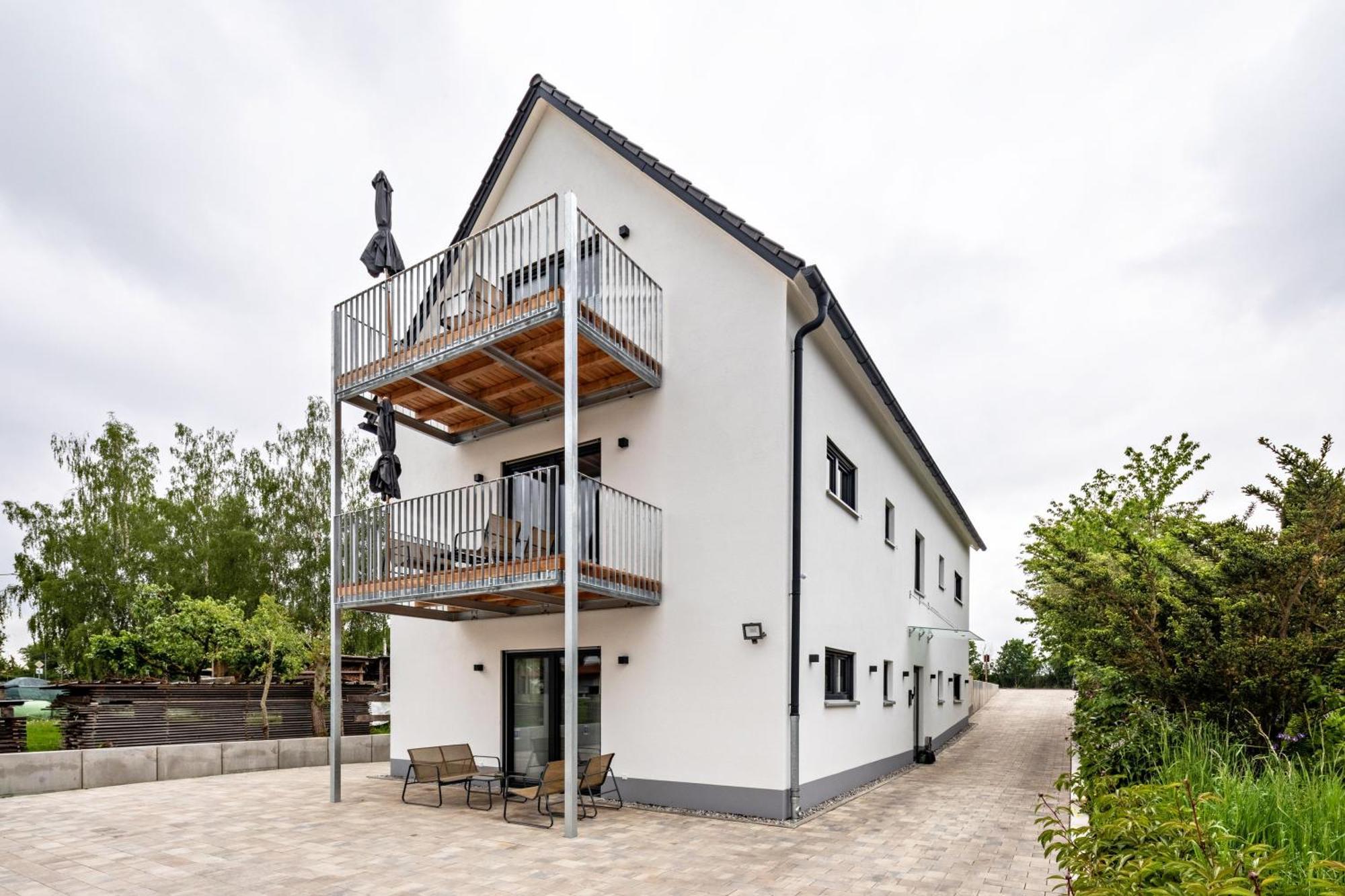 Studio 3 Parkside Apartments 군즈부르크 외부 사진