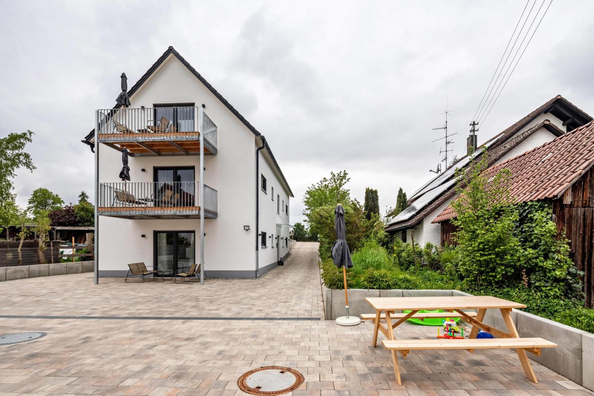 Studio 3 Parkside Apartments 군즈부르크 외부 사진